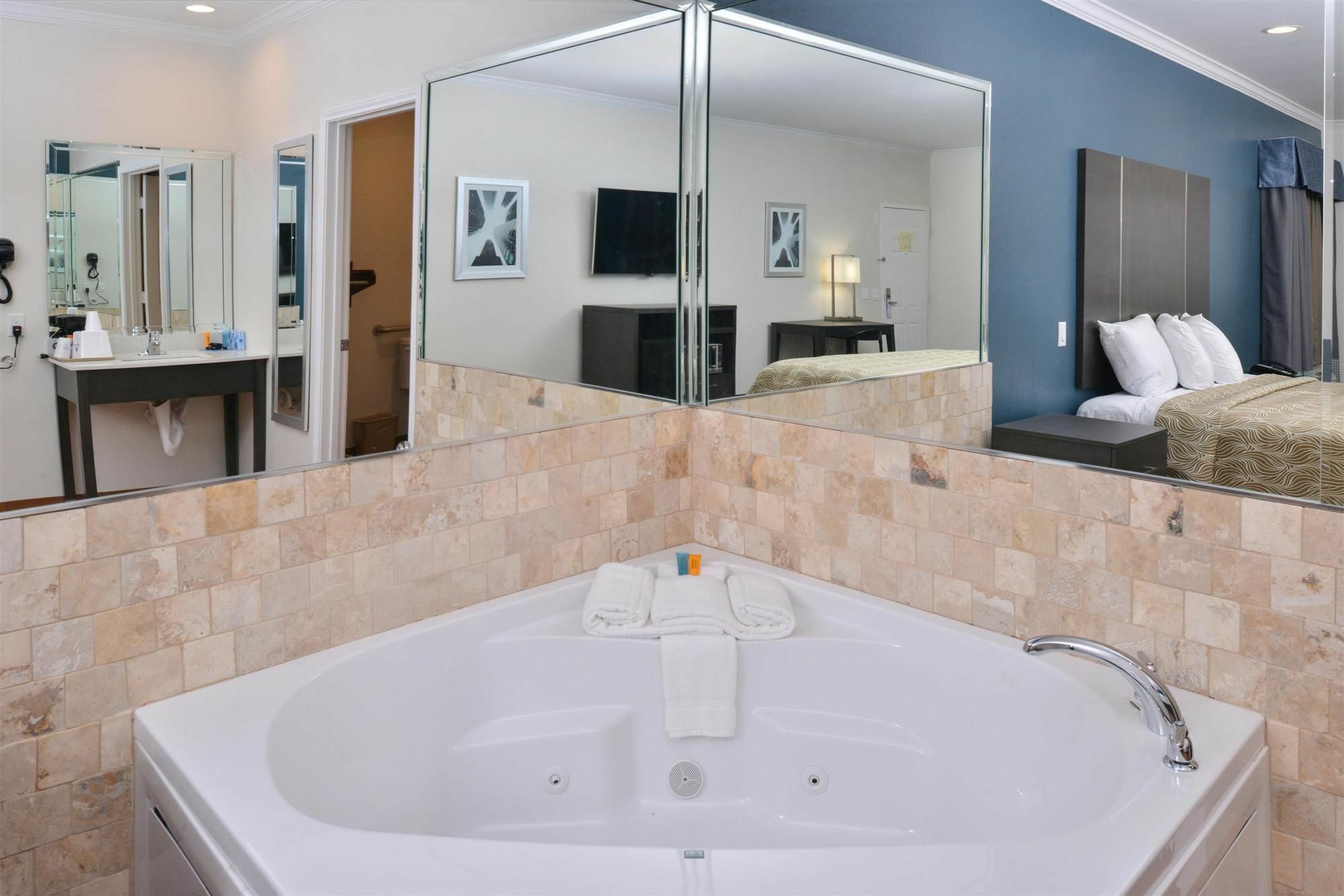 Regency Inn & Suites- Nw Houston Jersey Village Zewnętrze zdjęcie