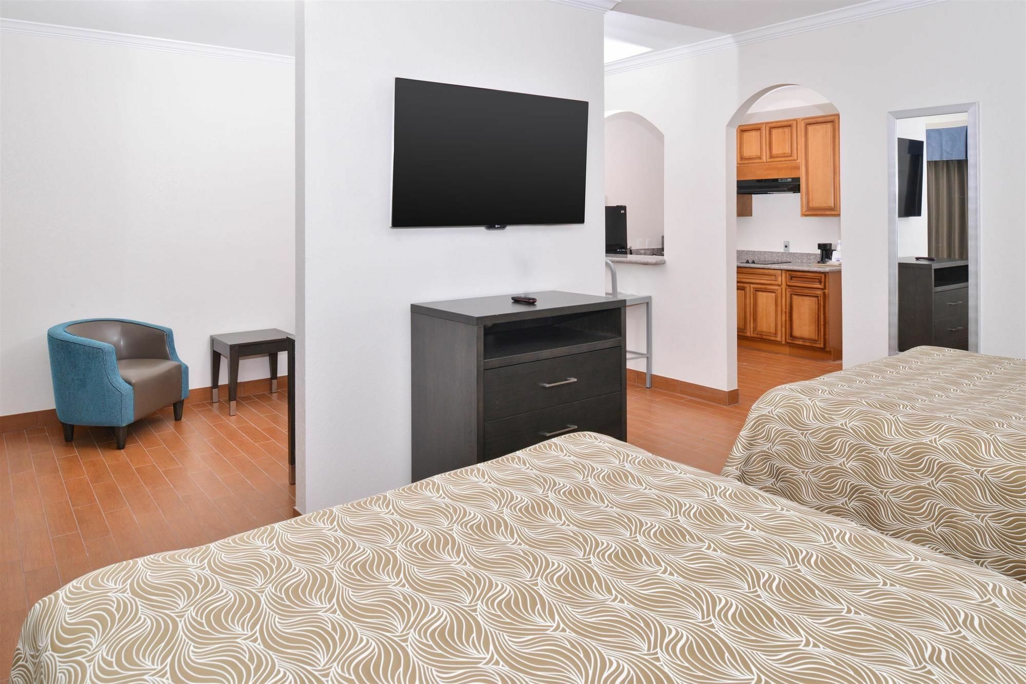 Regency Inn & Suites- Nw Houston Jersey Village Zewnętrze zdjęcie